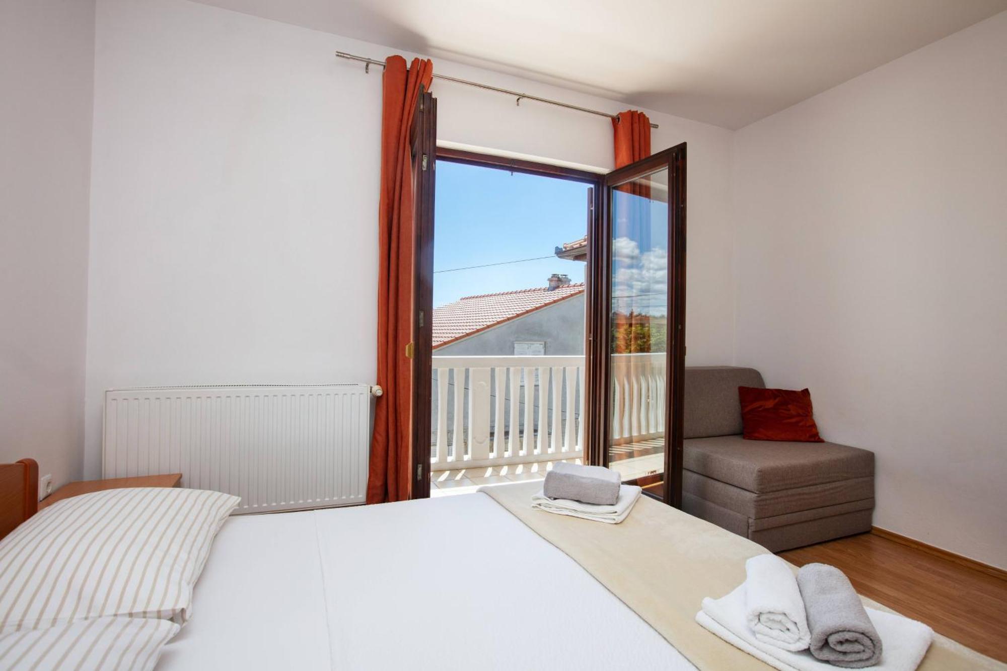 Apartments By The Sea Tisno, Murter - 812 Kamer foto